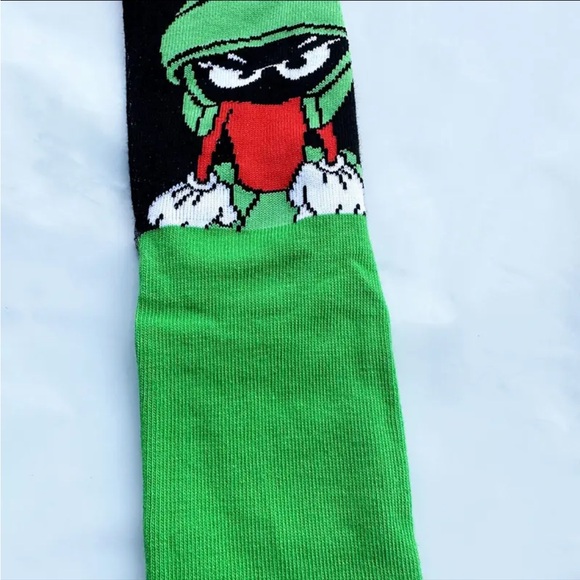 Marvin The Martian Socks, NEW - Picture 3 of 6